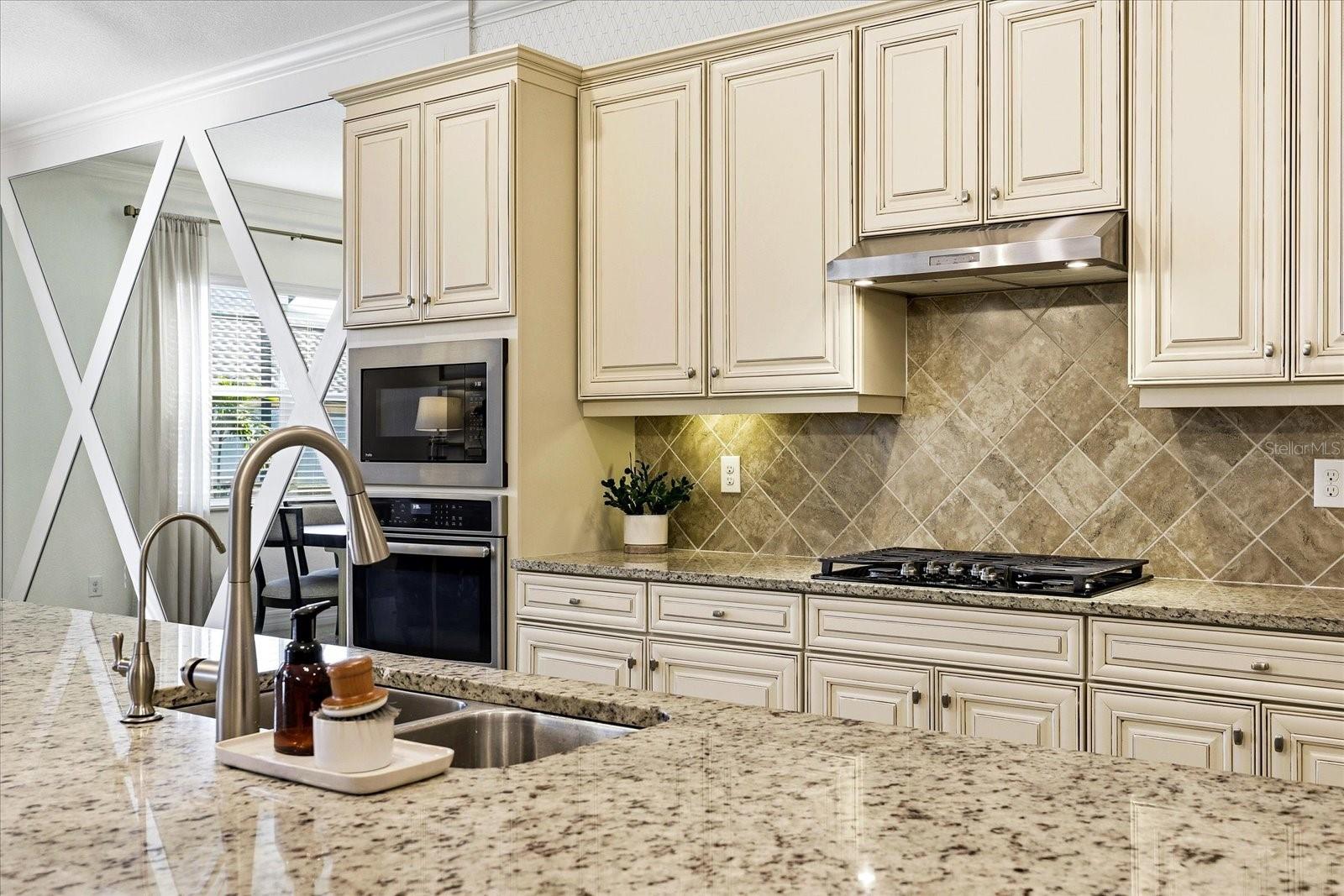 ARBOR GRANDE - Residential