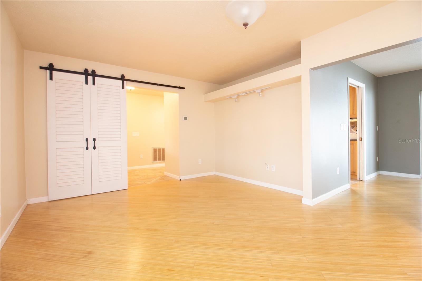 BRAEMOOR GROVE - Residential