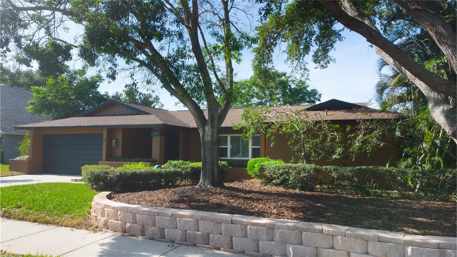 BRAEMOOR GROVE - Residential