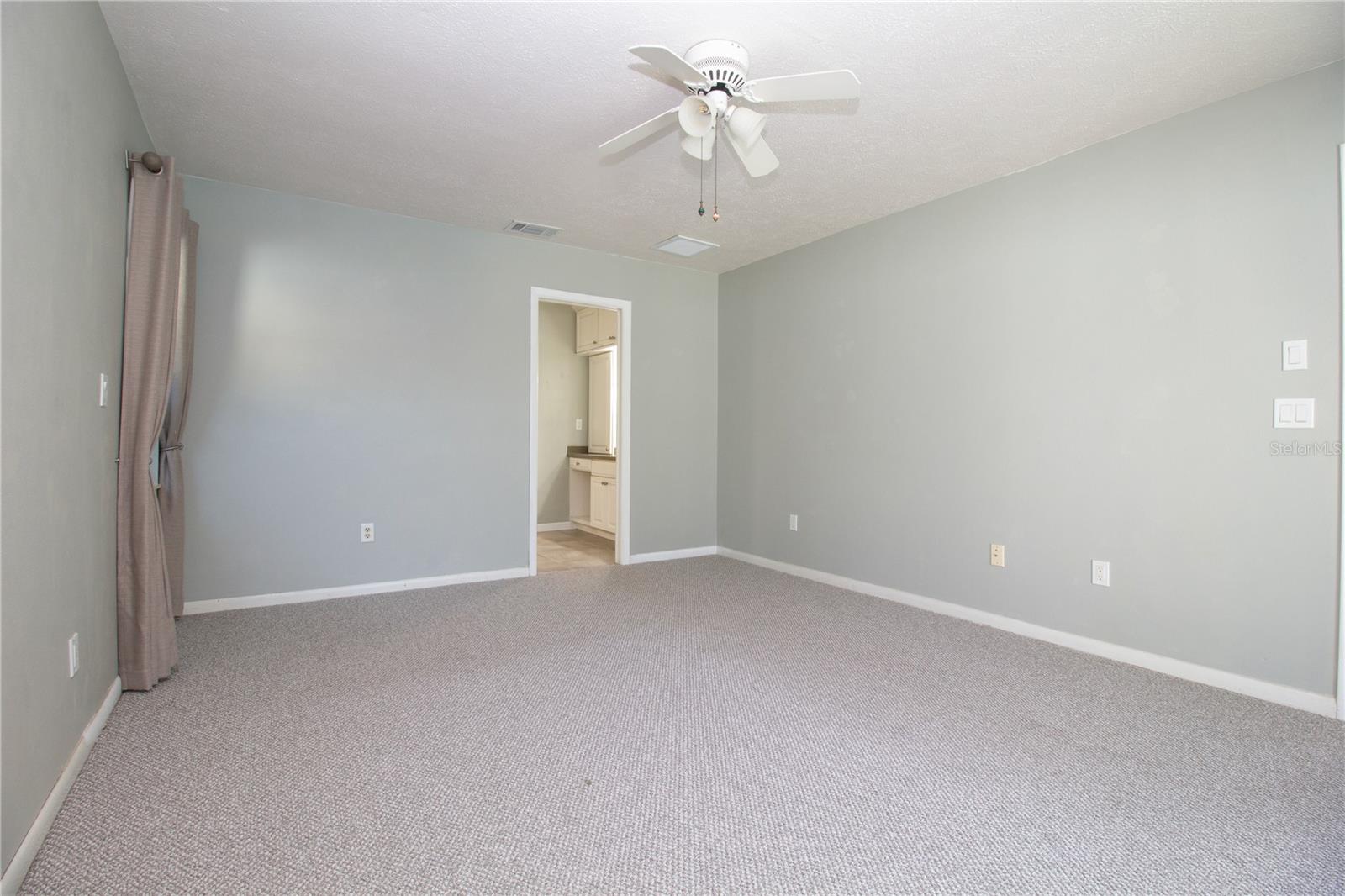 BRAEMOOR GROVE - Residential