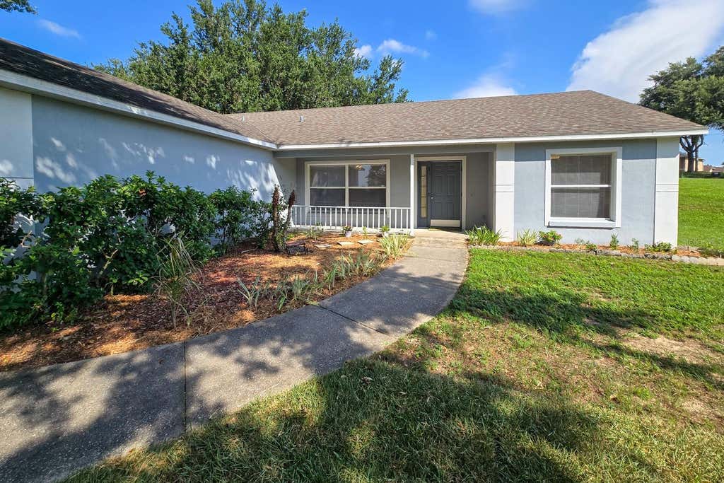 Photo of 10417 Lake Hasson Circle, Clermont, FL 34711 (MLS # O6436001)