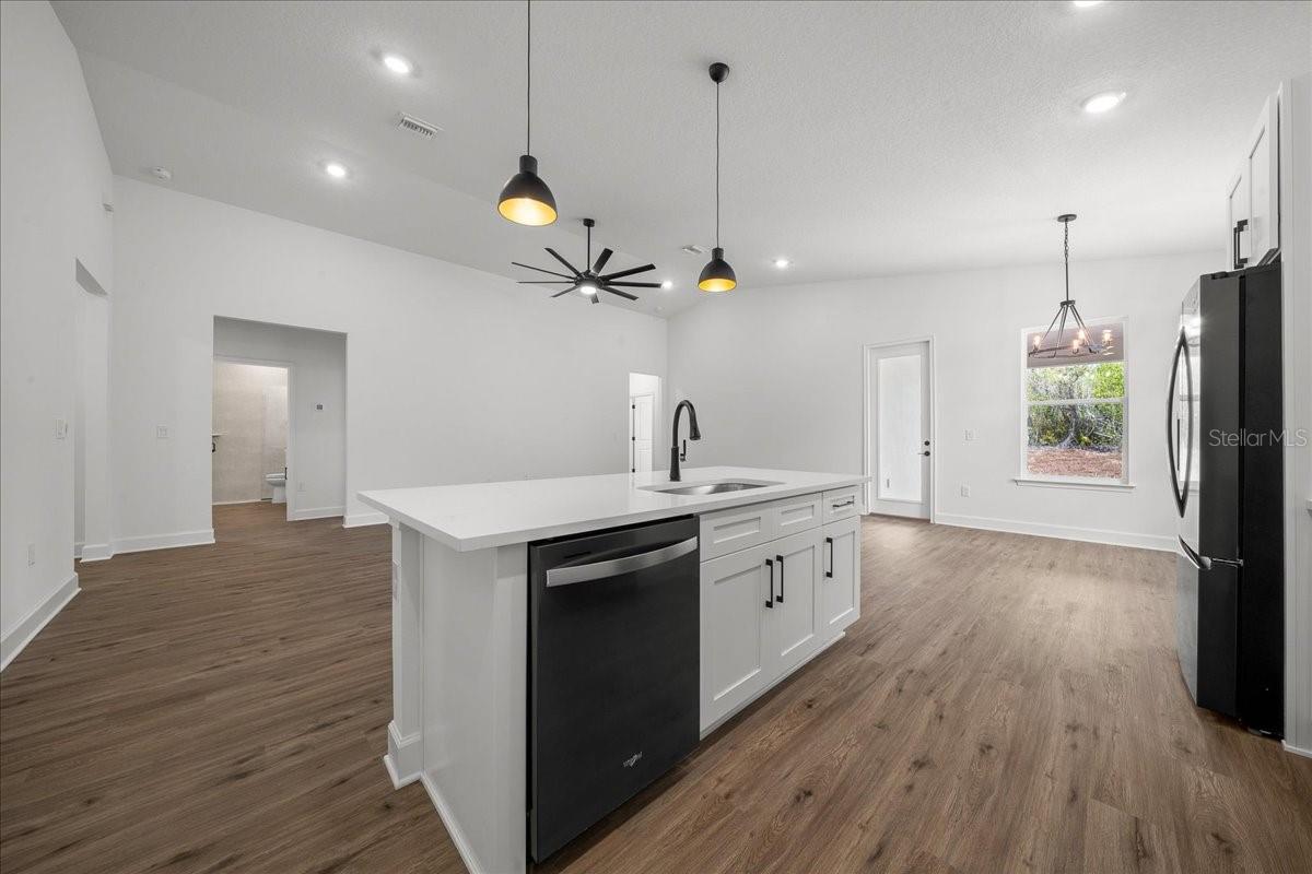 SPRING HILL - Residential