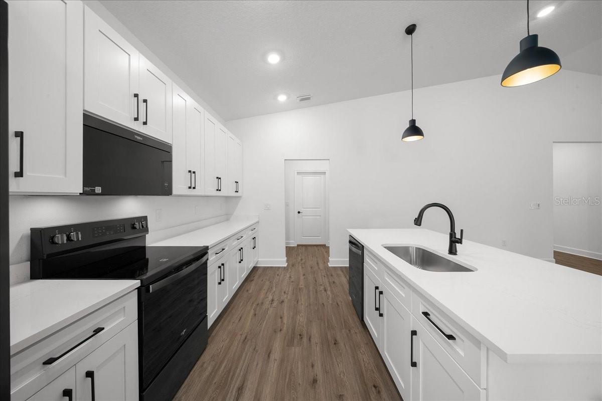 SPRING HILL - Residential