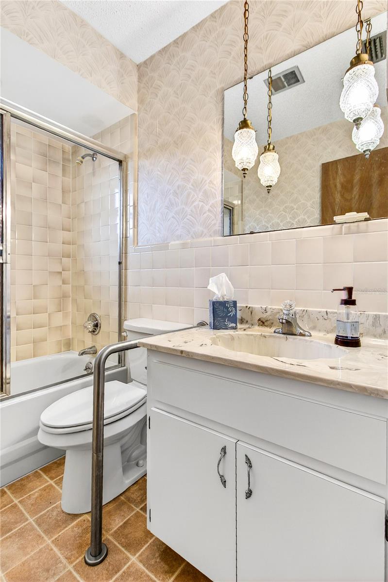 DELTONA LAKES UNIT 40 - Residential