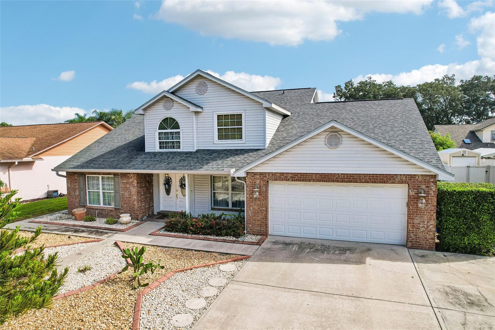 1424 DUMONT DRIVE - Photo 2