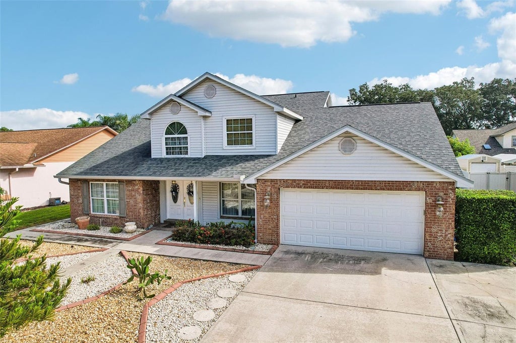 Photo of 1424 Dumont Drive, Valrico, FL 33596 (MLS # TB8540999)