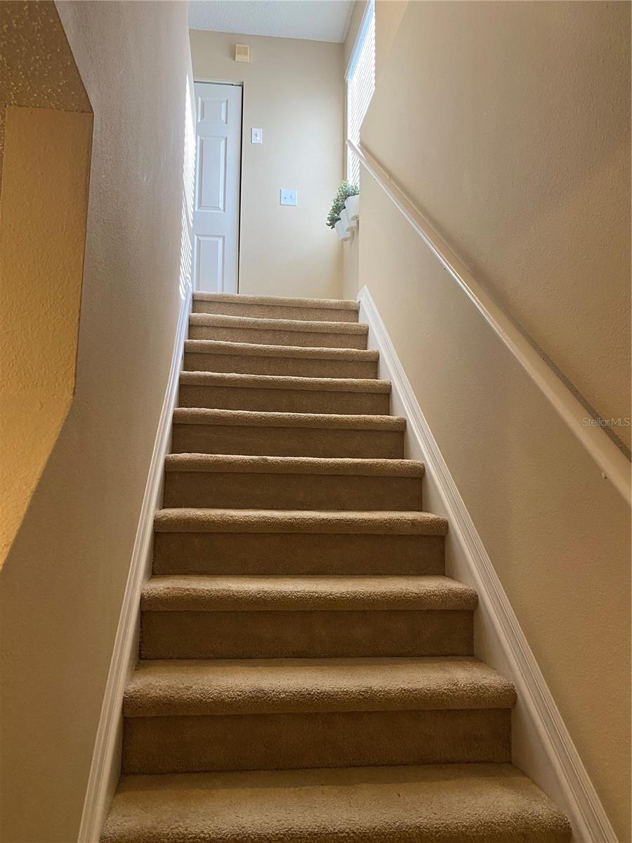 EDGEWATER AT GRAND OAKS PH 01 - Residential Lease