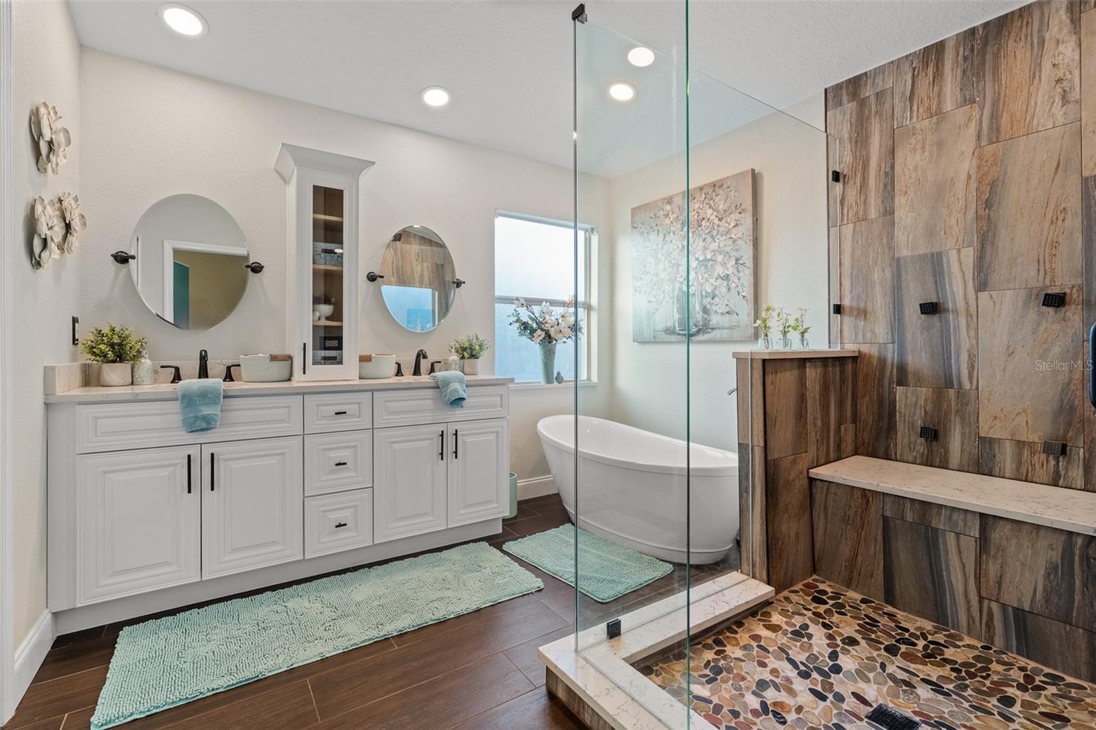 WATERS EDGE PH 2 - Residential