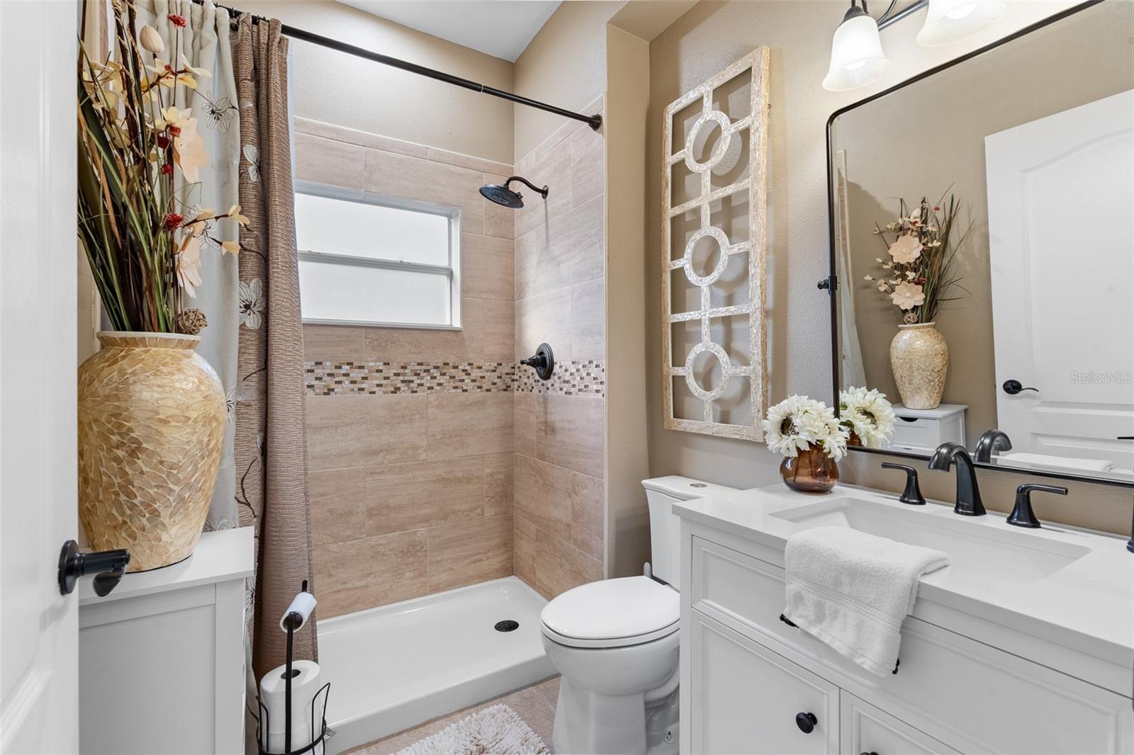 WATERS EDGE PH 2 - Residential