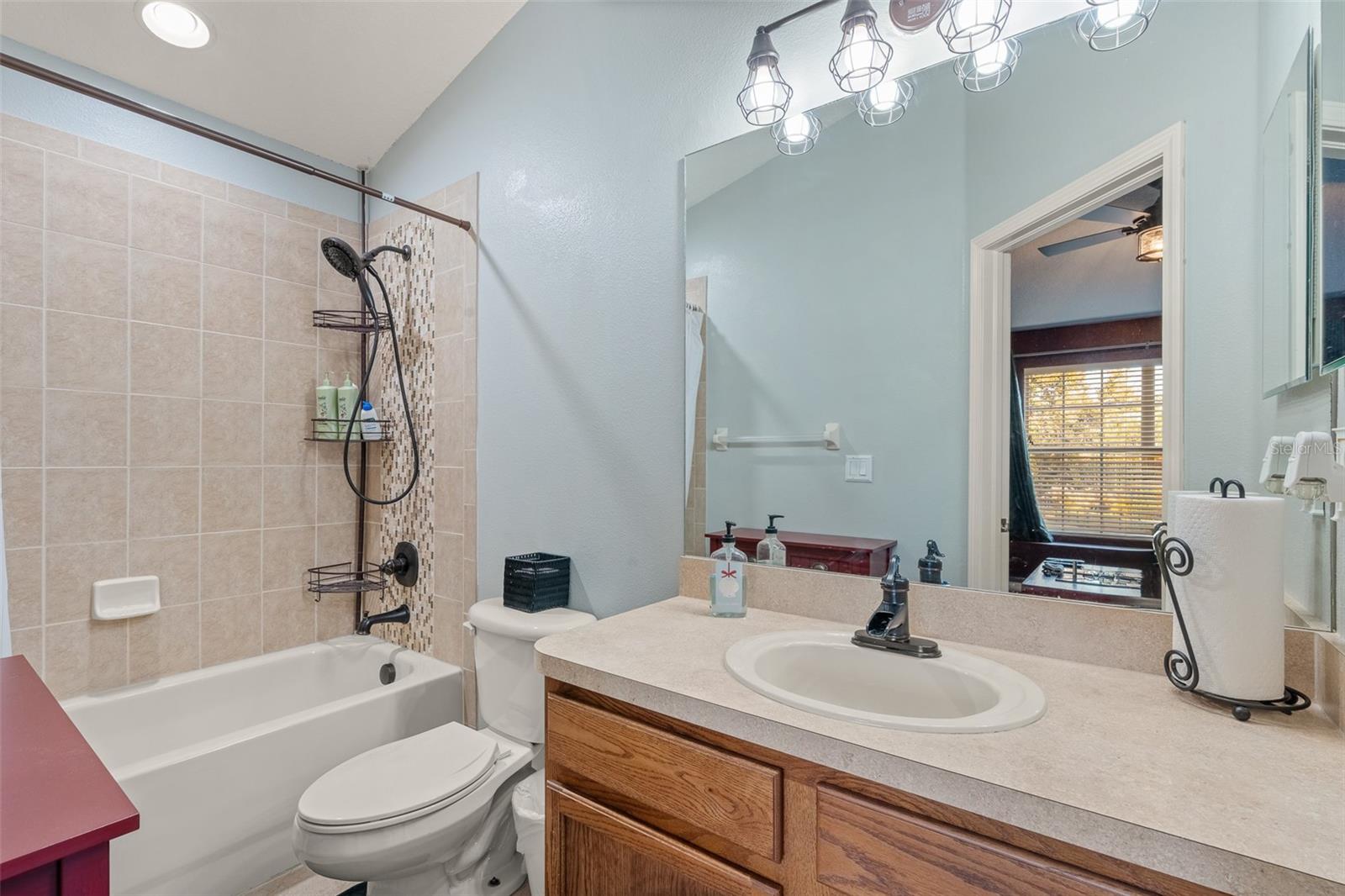 WATERS EDGE PH 2 - Residential