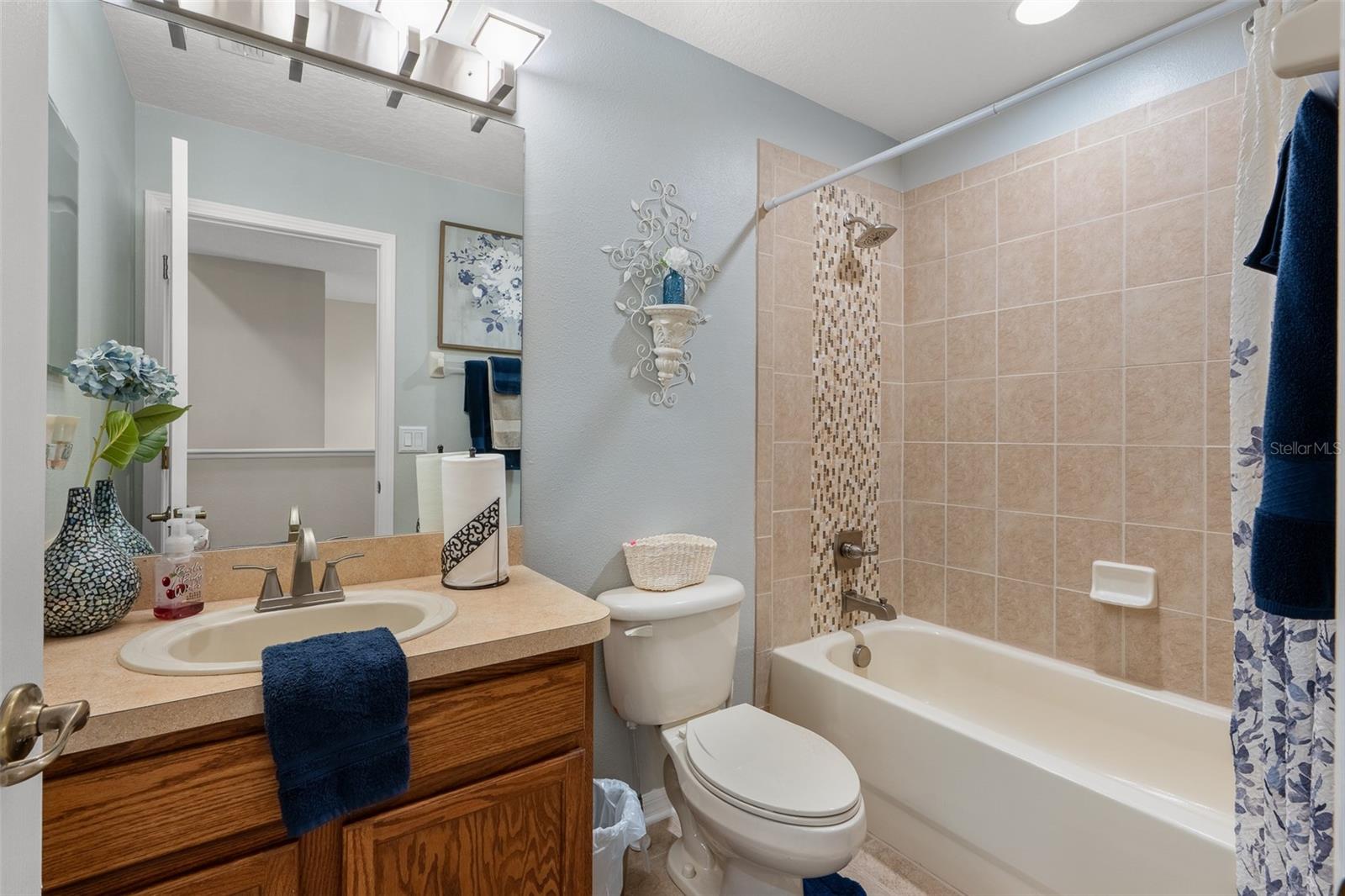 WATERS EDGE PH 2 - Residential