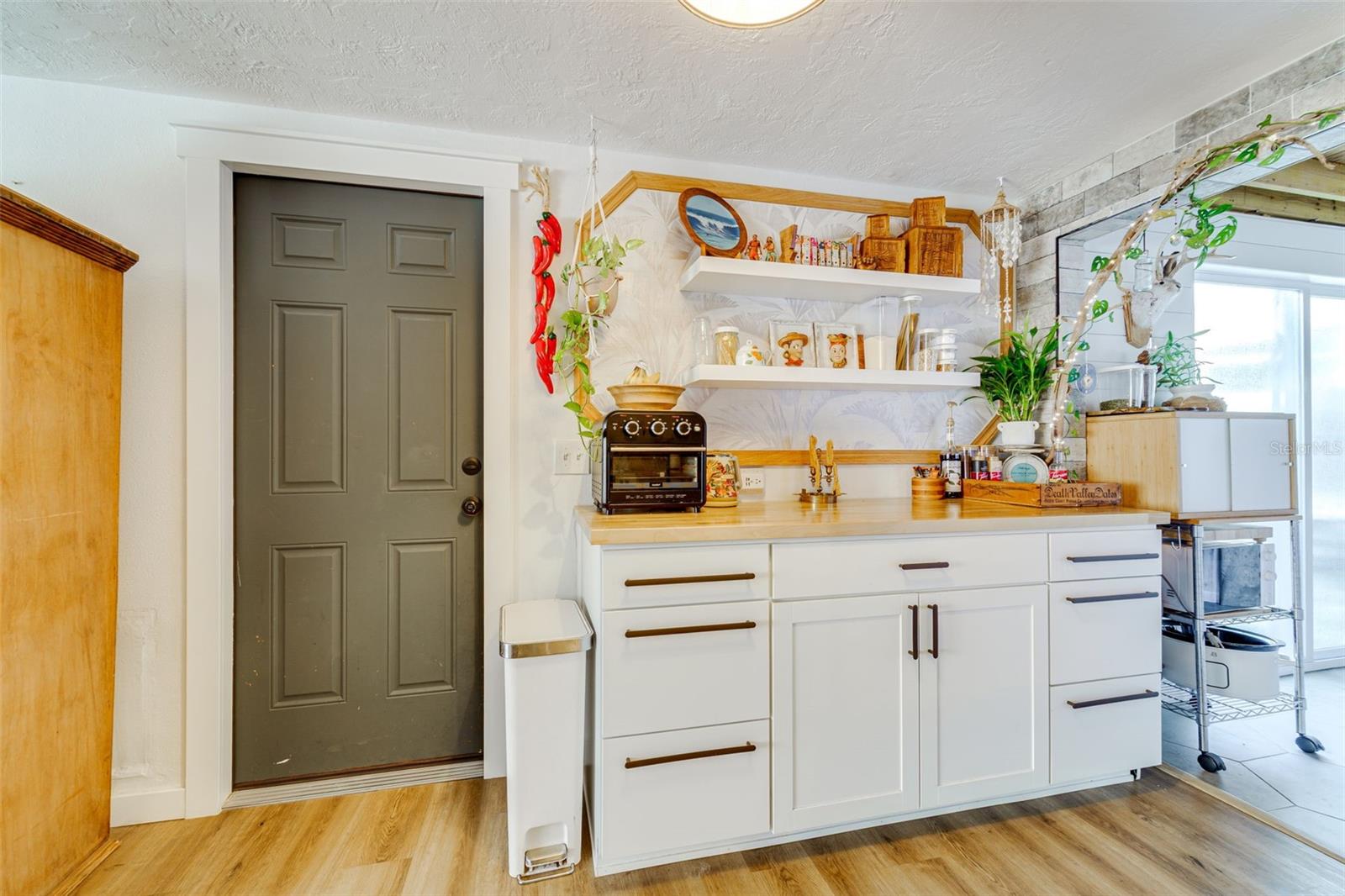 COUNTRY CLUB ESTATES UNIT 2 - Residential