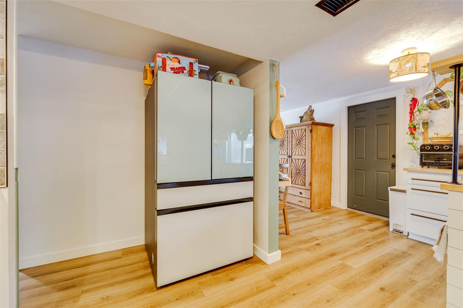 COUNTRY CLUB ESTATES UNIT 2 - Residential