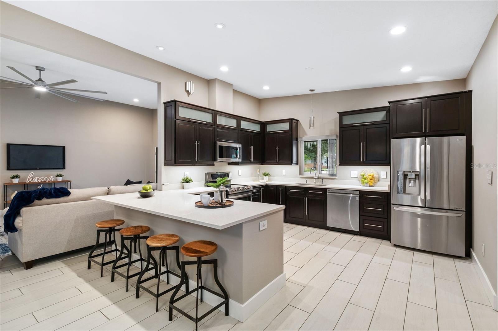 KENILWORTH ESTATES - Residential