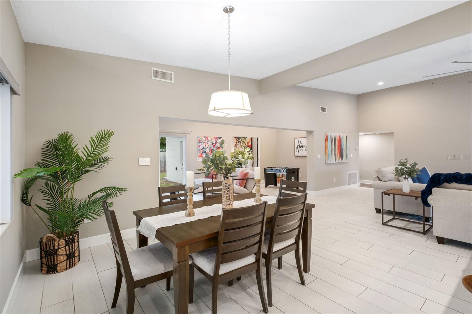 KENILWORTH ESTATES - Residential