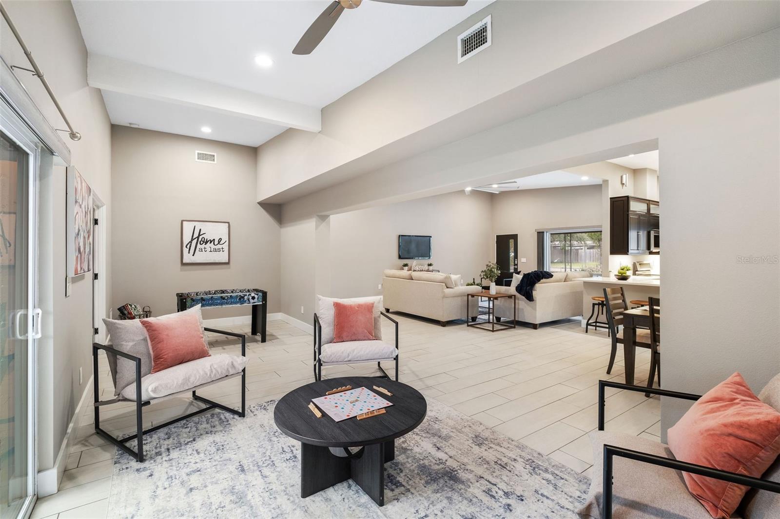 KENILWORTH ESTATES - Residential