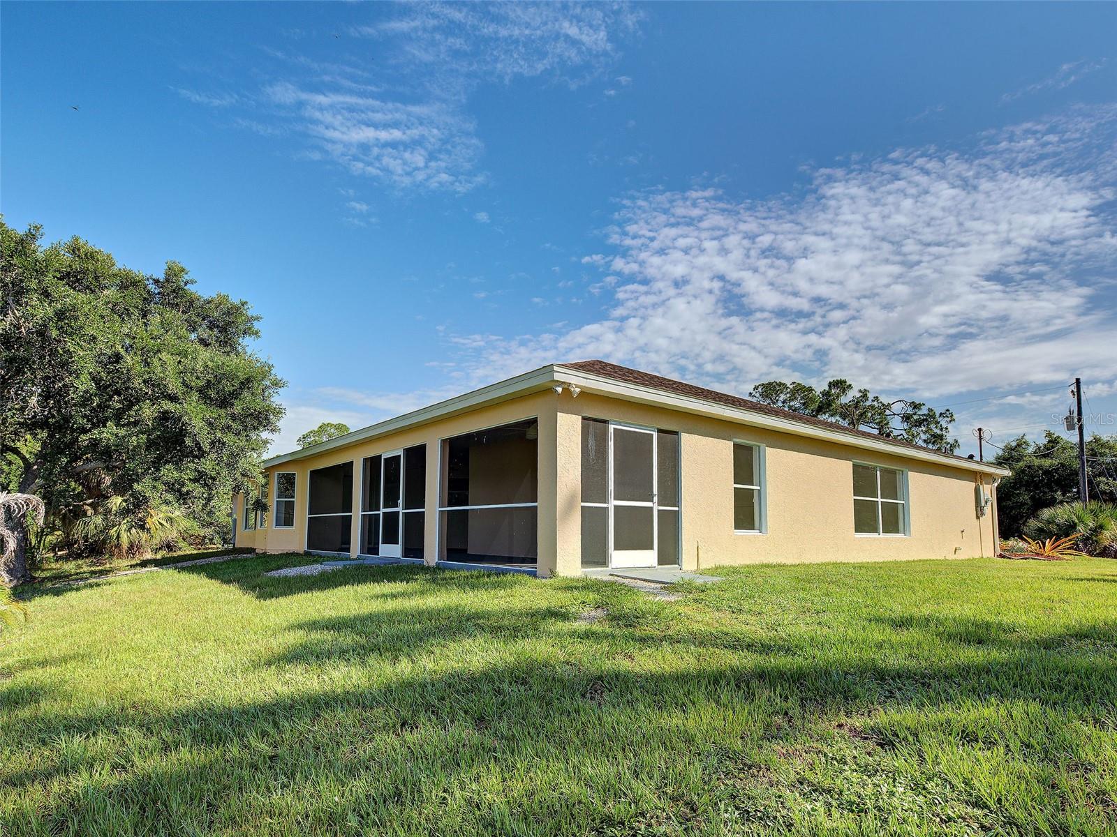 1115 URMEY LANE