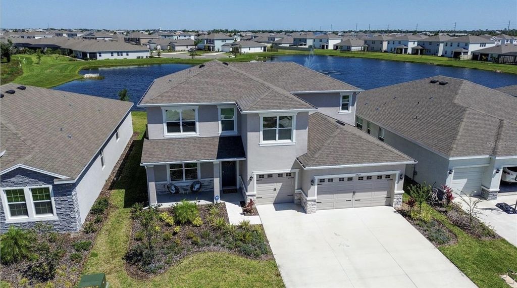 Photo of 17925 Fattoria Terrace, Lakewood Ranch, FL 34211 (MLS # A4699127)
