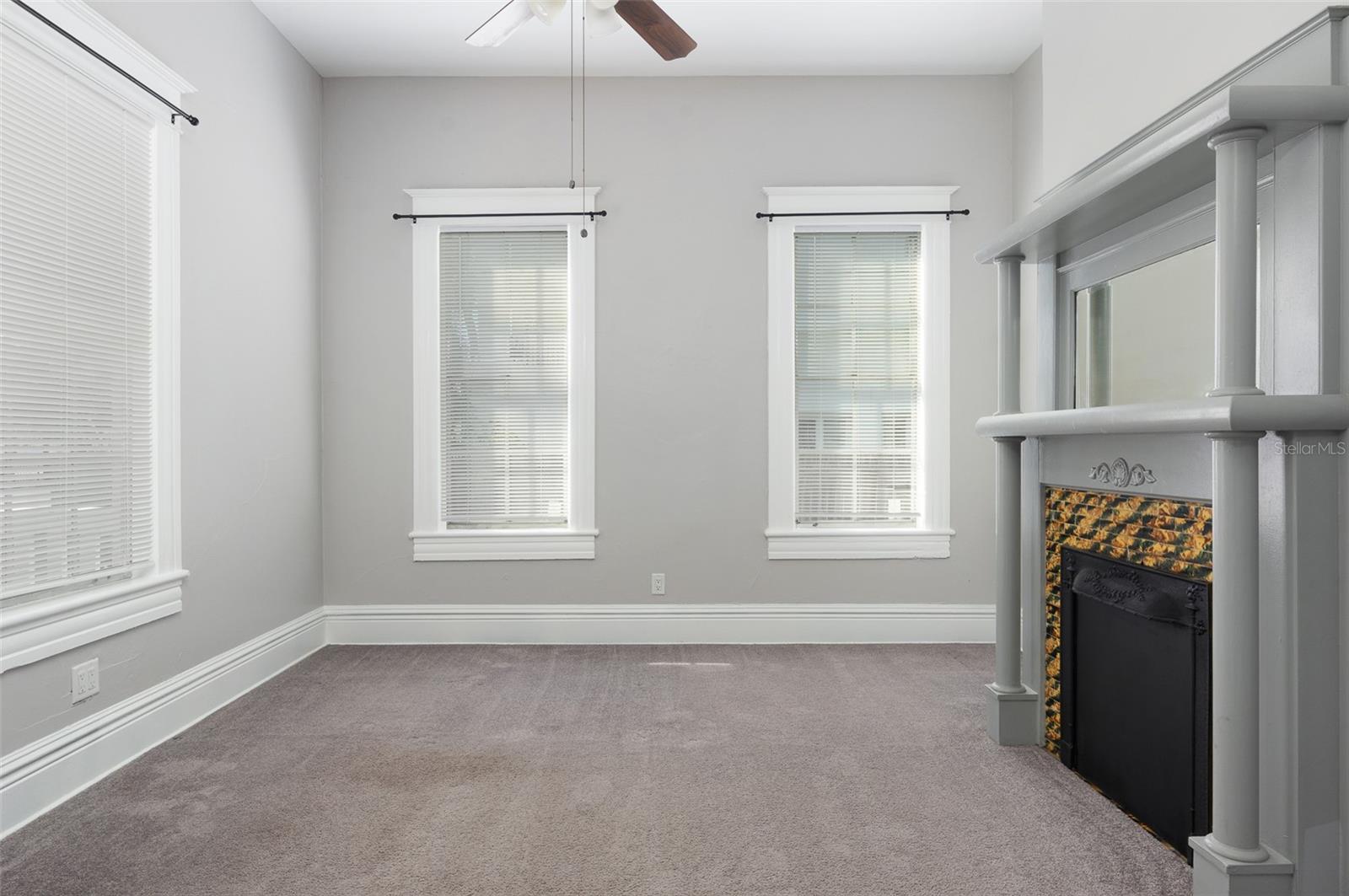 DEUTSCH AMERIKANISCHER - Residential Lease