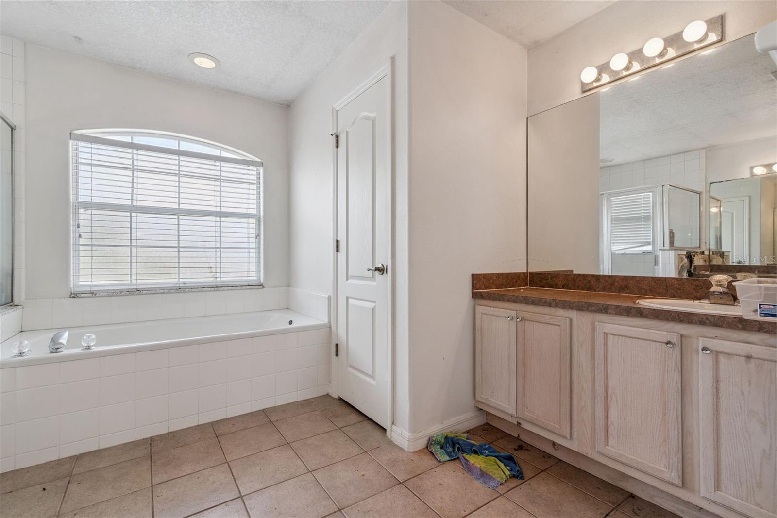MINNEOLA HIGHLAND RIDGE PH 02 LT 40 OR - Residential
