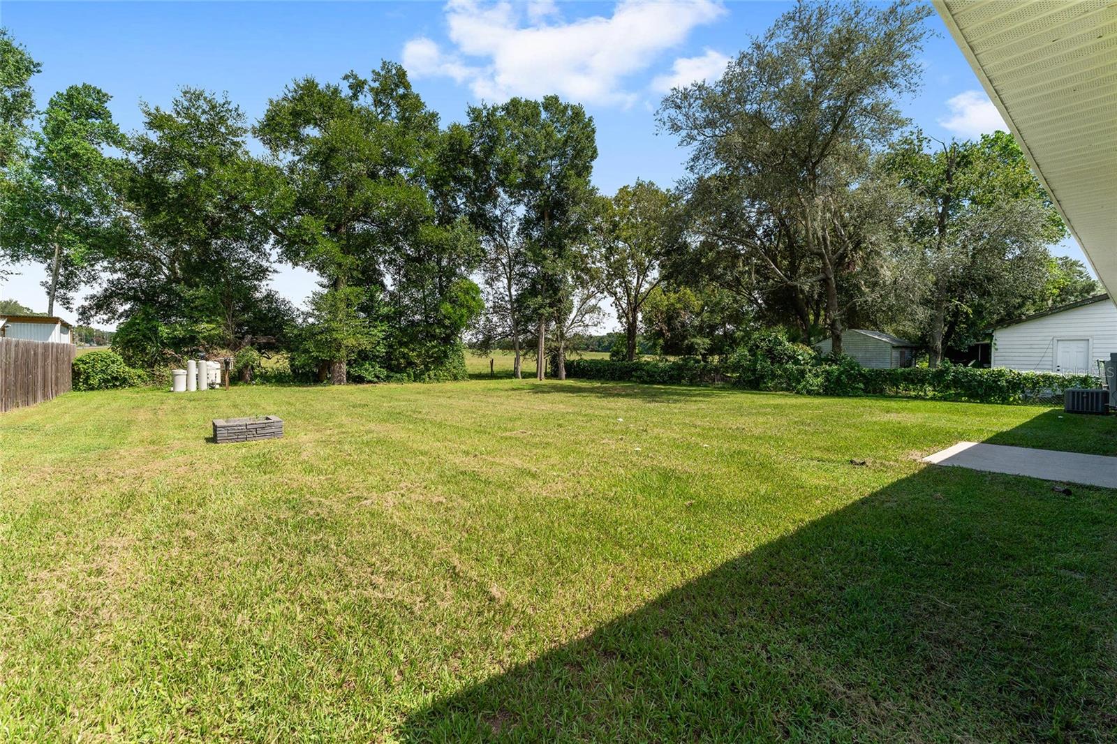 LAKE WEIR SHORES - Residential