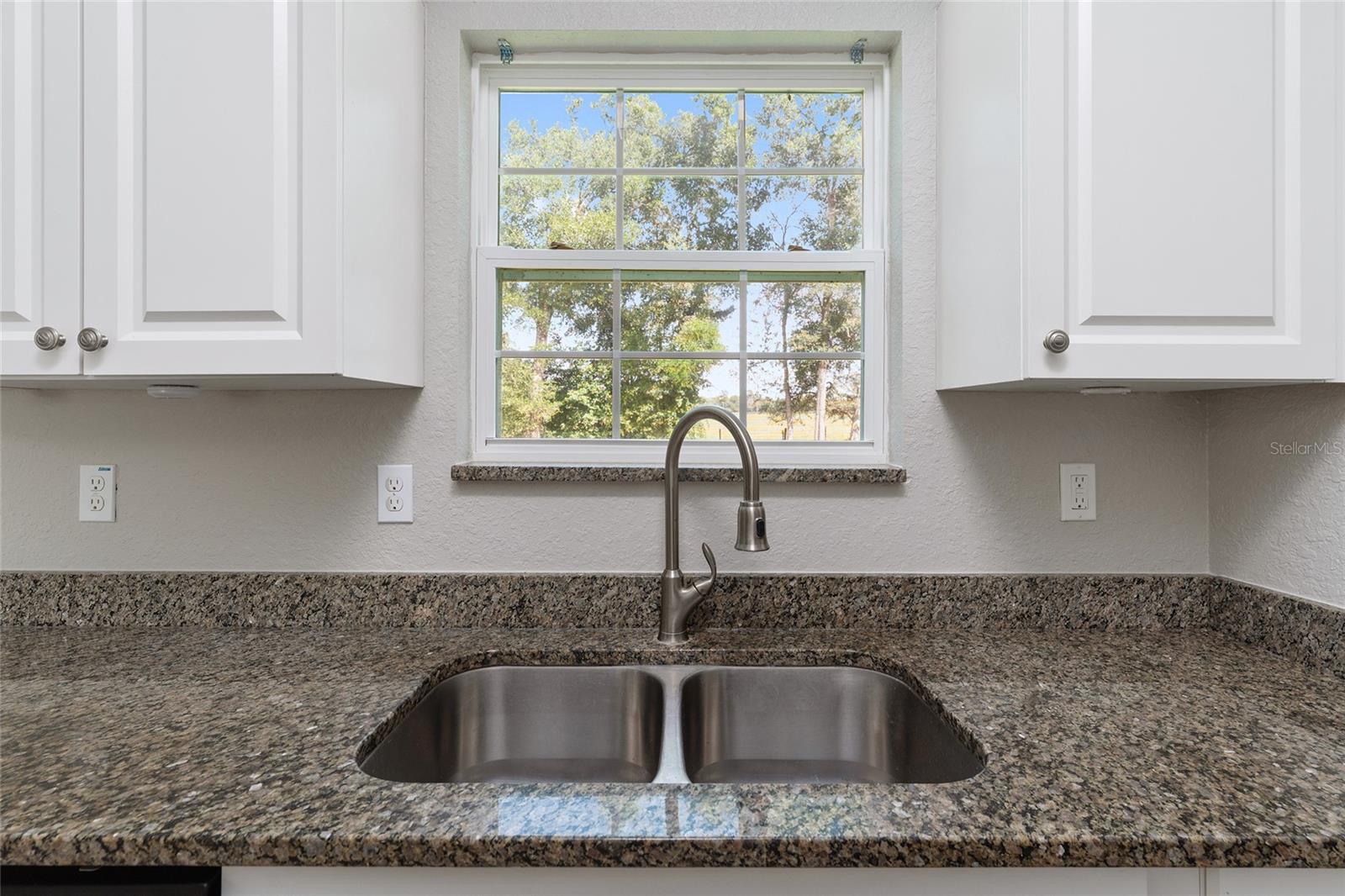 LAKE WEIR SHORES - Residential