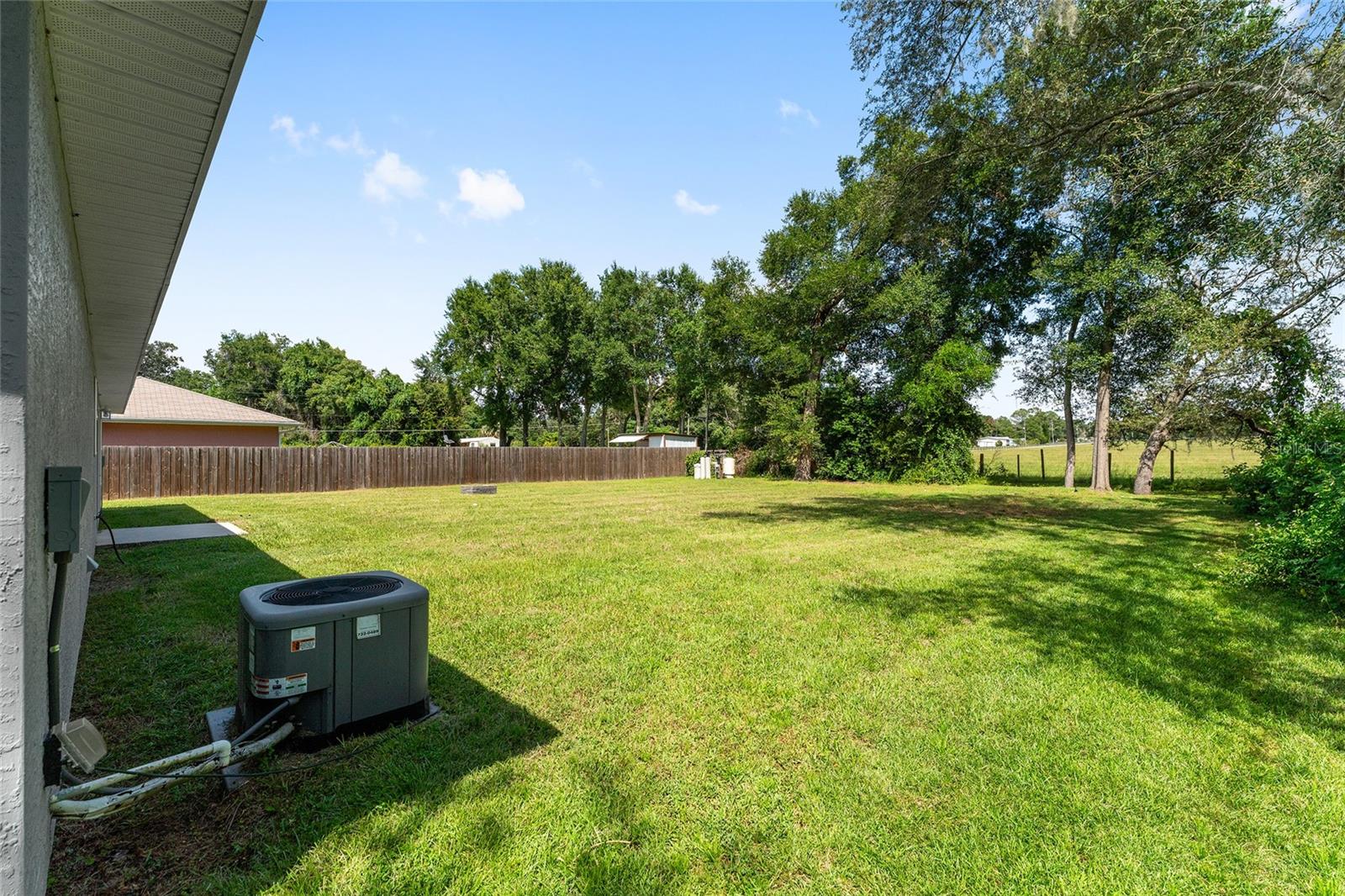 LAKE WEIR SHORES - Residential