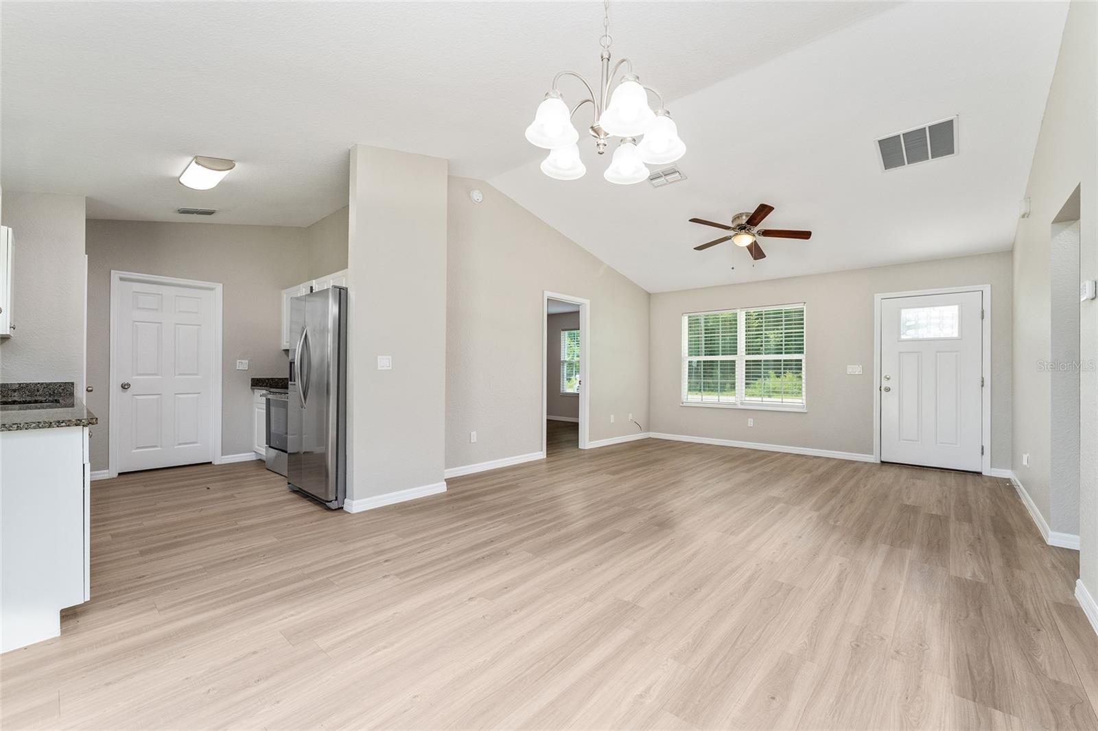 LAKE WEIR SHORES - Residential
