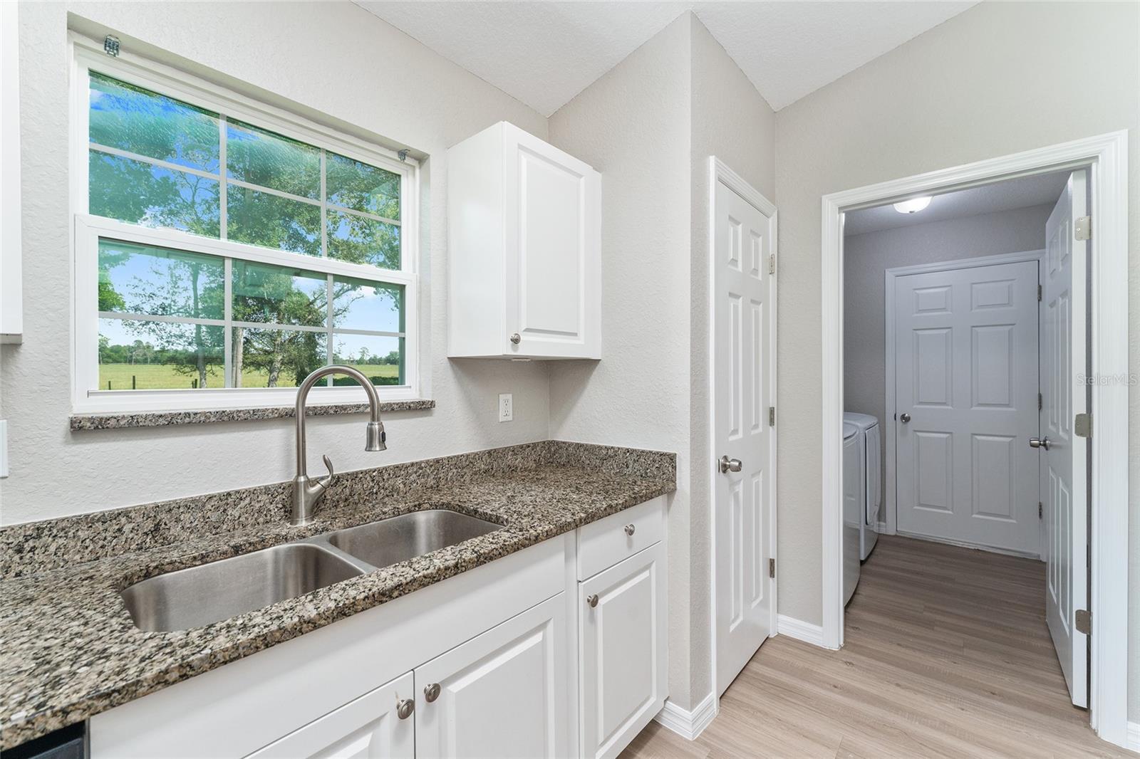 LAKE WEIR SHORES - Residential