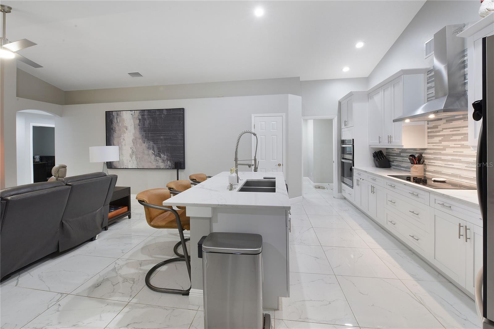 THOUSAND OAKS PH 02 03 04 05 - Residential