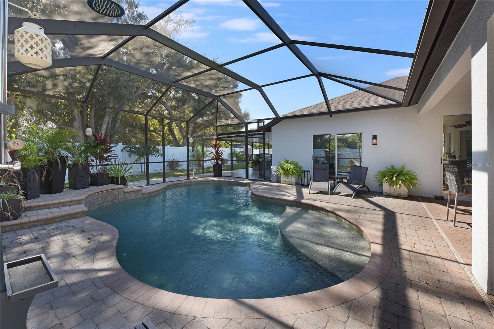 THOUSAND OAKS PH 02 03 04 05 - Residential