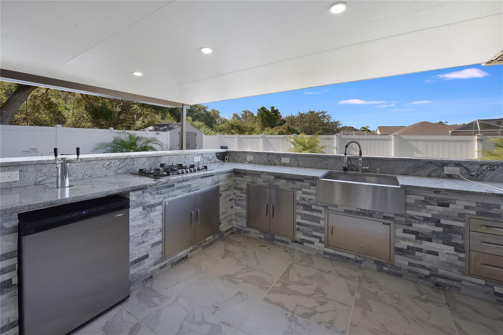 THOUSAND OAKS PH 02 03 04 05 - Residential