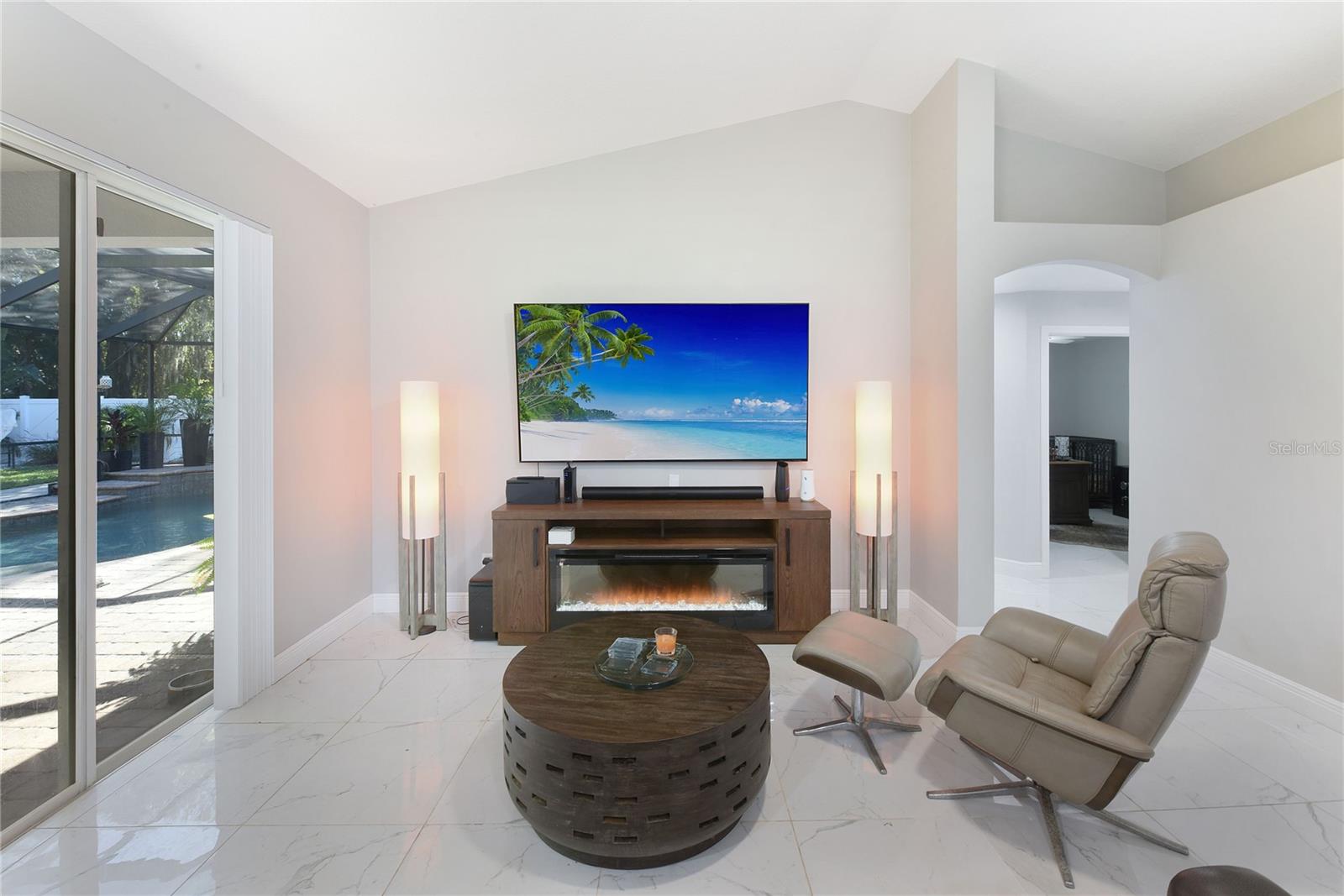 THOUSAND OAKS PH 02 03 04 05 - Residential