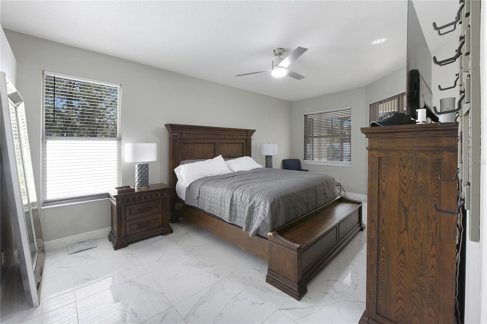 THOUSAND OAKS PH 02 03 04 05 - Residential