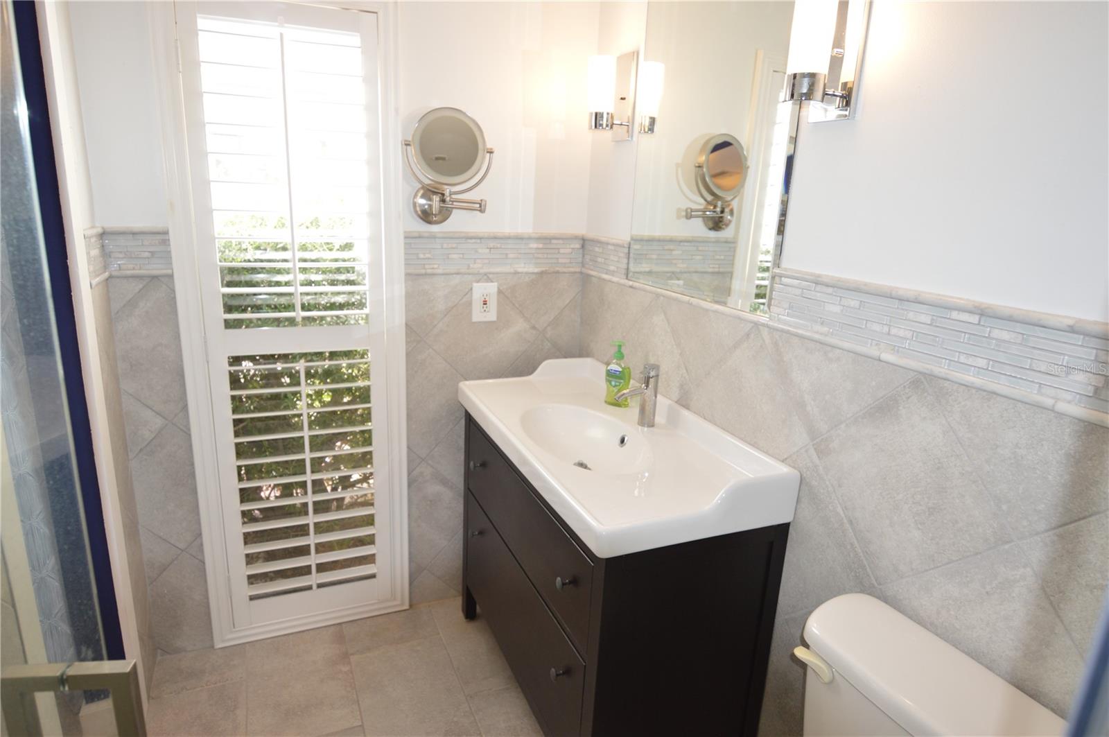 SHADOWBAY UNIT 2 PH 2 - Residential