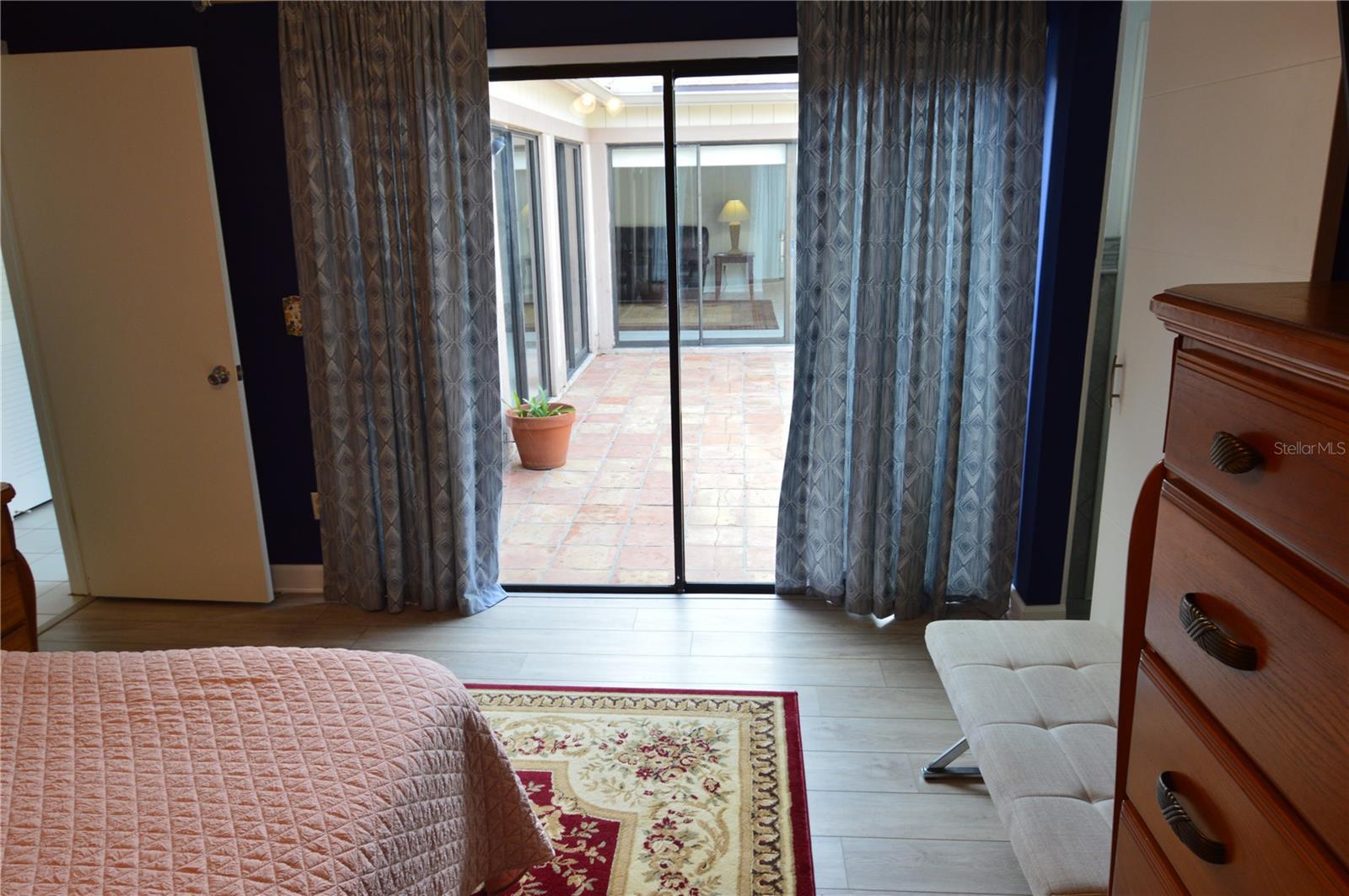 SHADOWBAY UNIT 2 PH 2 - Residential