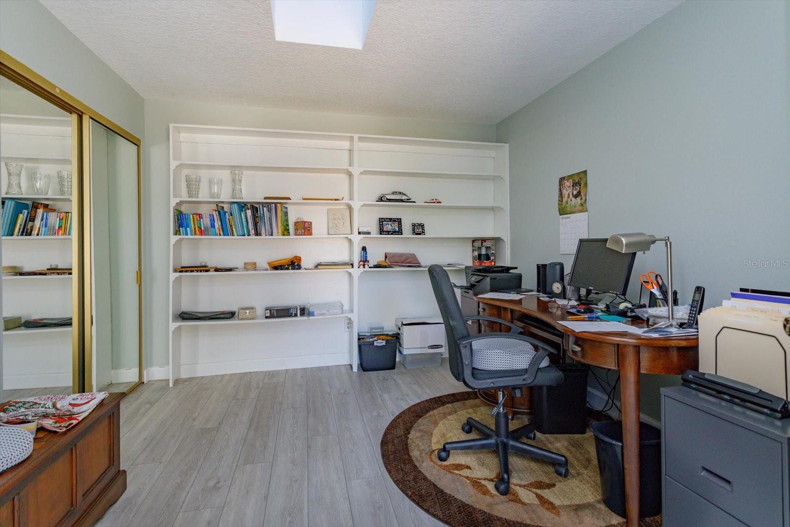 SHADOWBAY UNIT 2 PH 2 - Residential