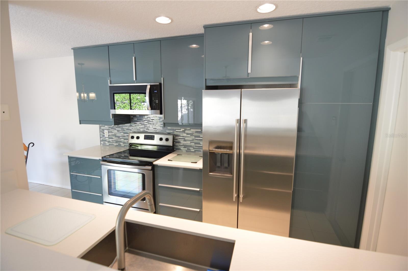 SHADOWBAY UNIT 2 PH 2 - Residential