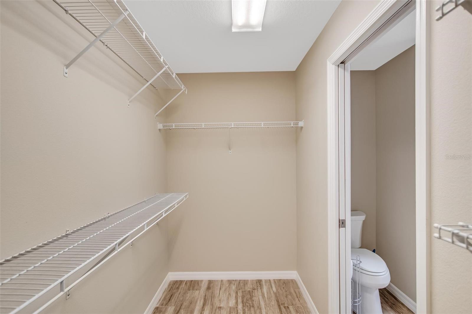 HIDDEN LAKES PH I SEC 2A - Residential Lease