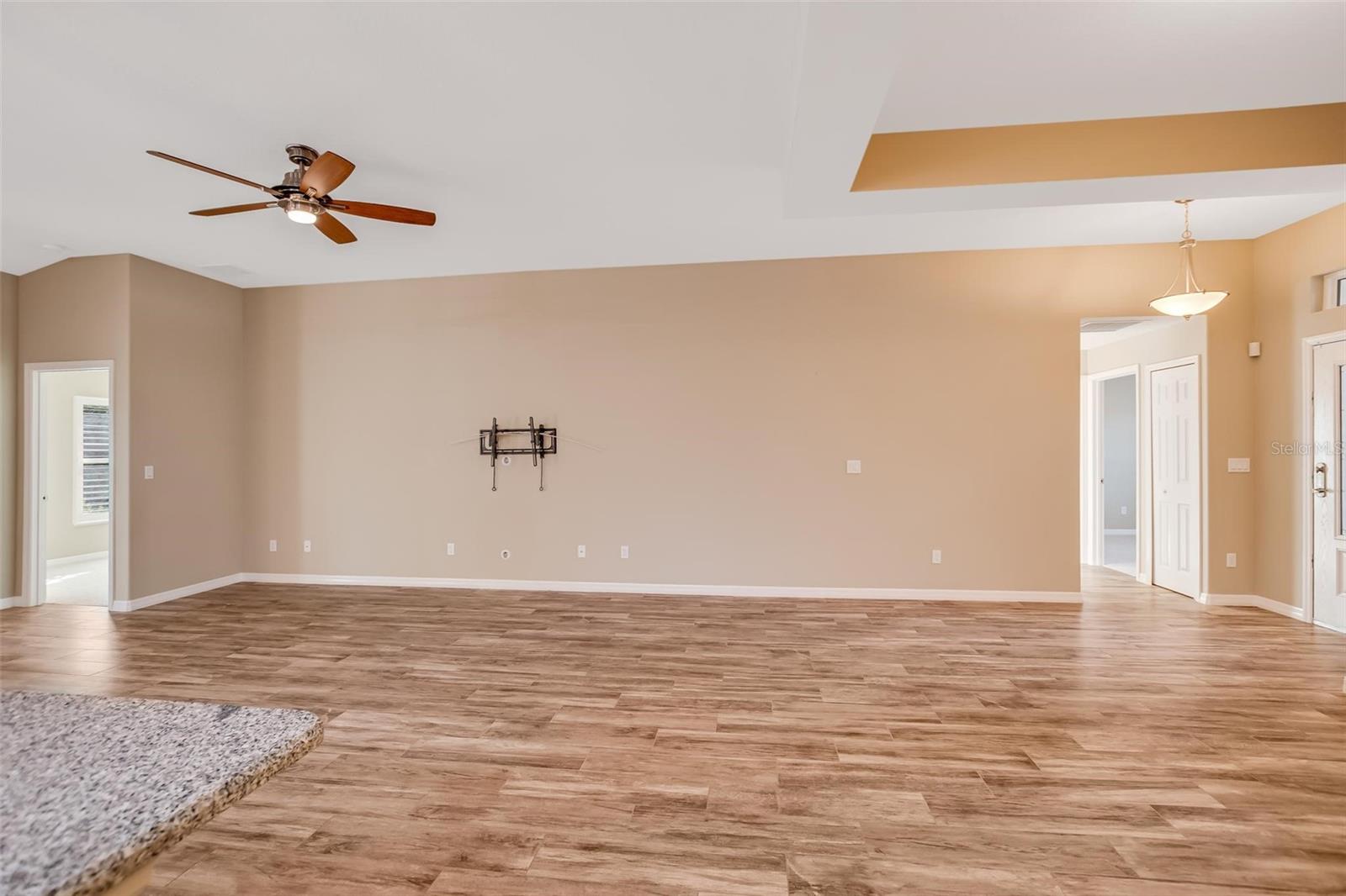 HIDDEN LAKES PH I SEC 2A - Residential Lease