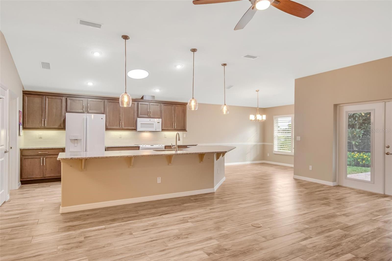 HIDDEN LAKES PH I SEC 2A - Residential Lease