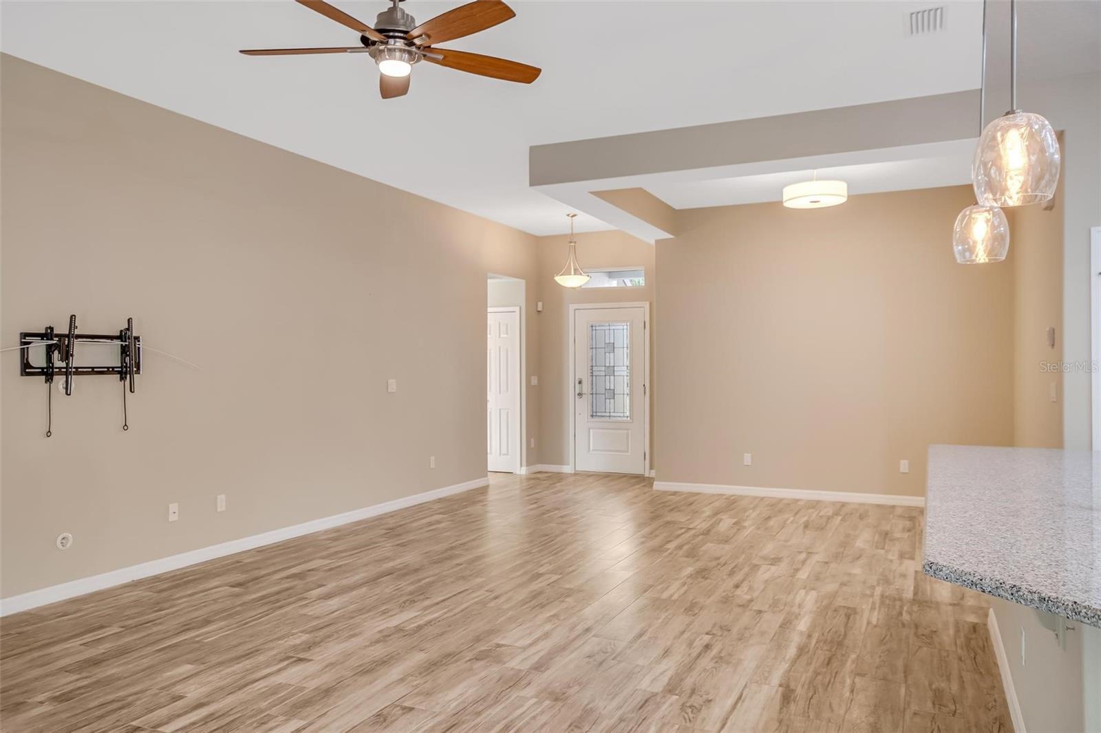 HIDDEN LAKES PH I SEC 2A - Residential Lease