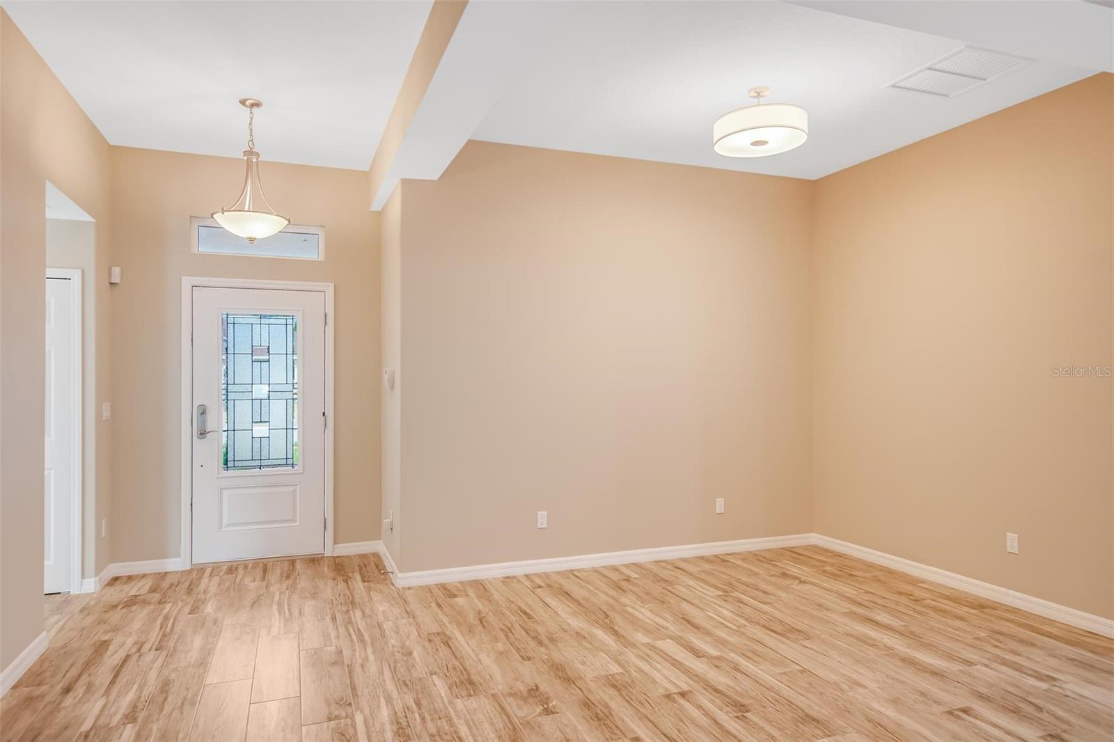 HIDDEN LAKES PH I SEC 2A - Residential Lease