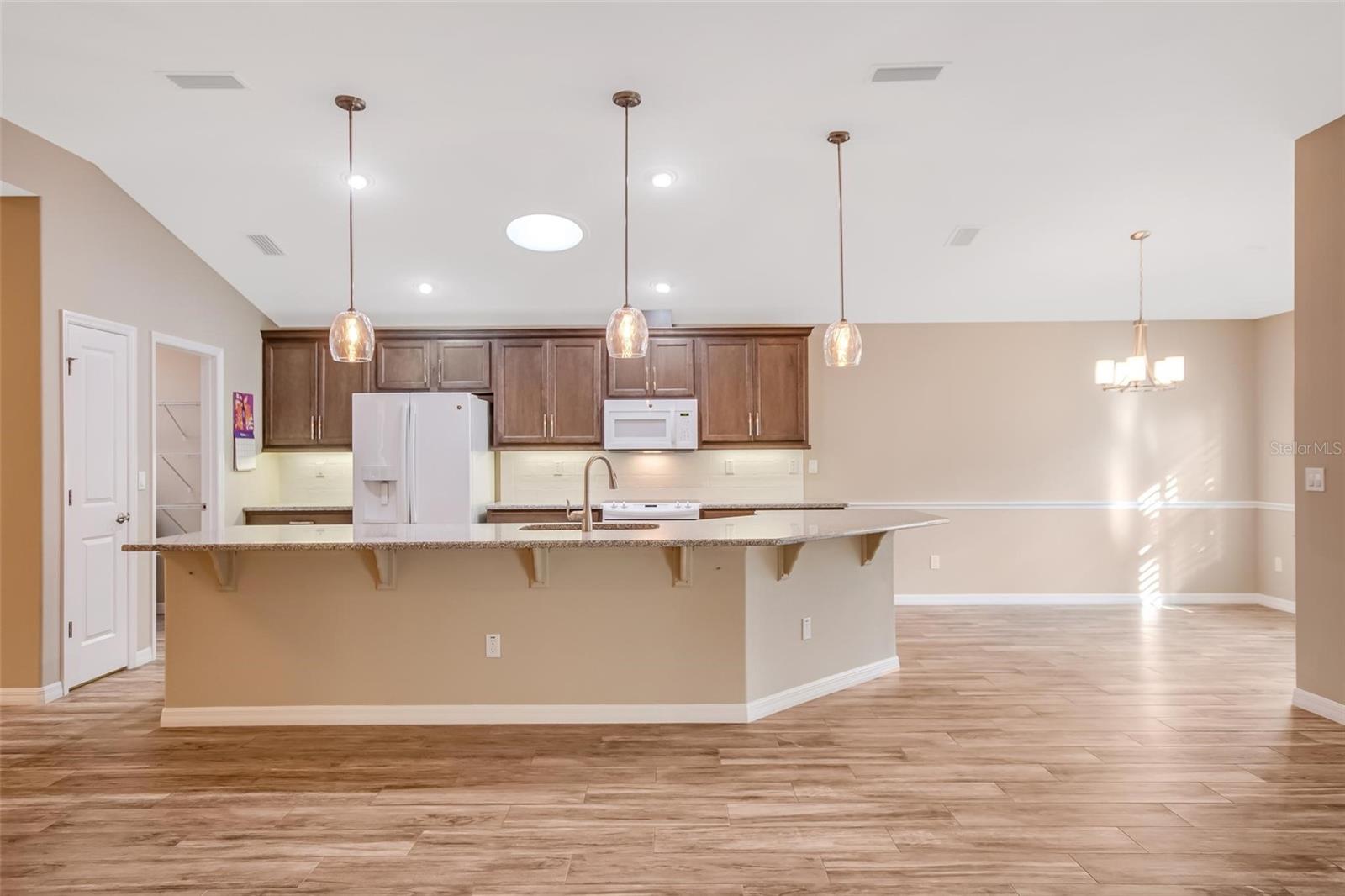 HIDDEN LAKES PH I SEC 2A - Residential Lease