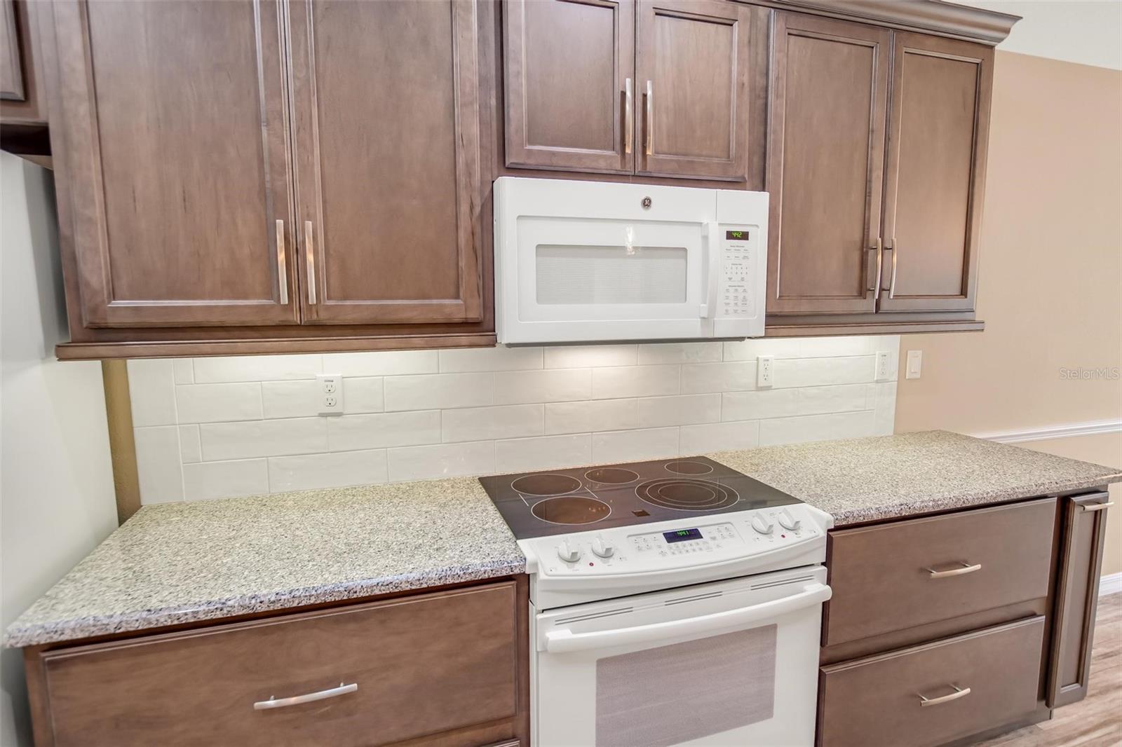 HIDDEN LAKES PH I SEC 2A - Residential Lease