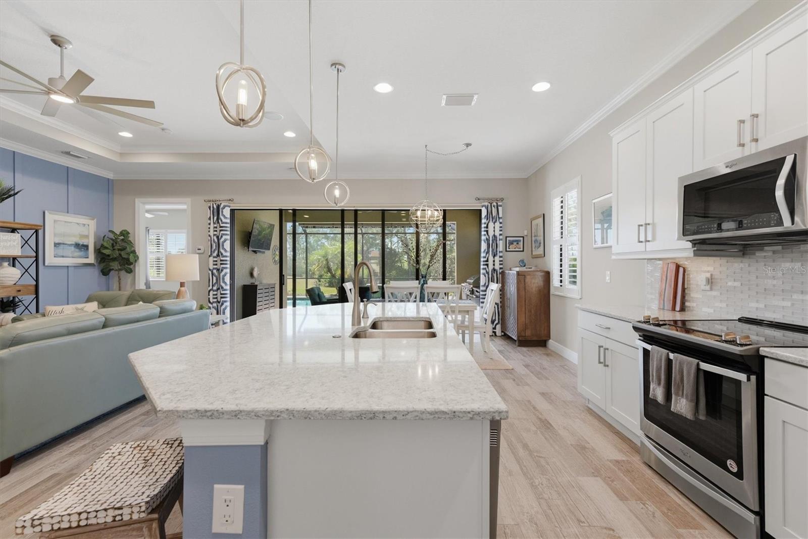 SARASOTA NATIONAL PH 3 - Residential