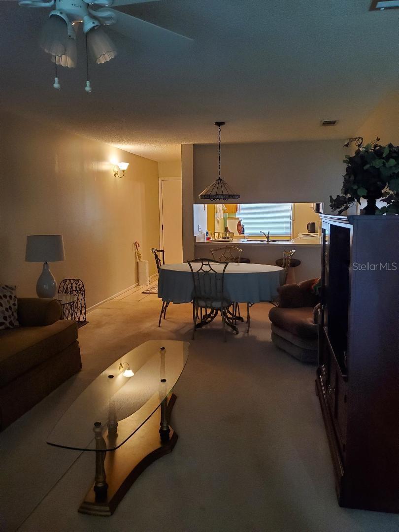 6182 WILLOWPOINTE B201