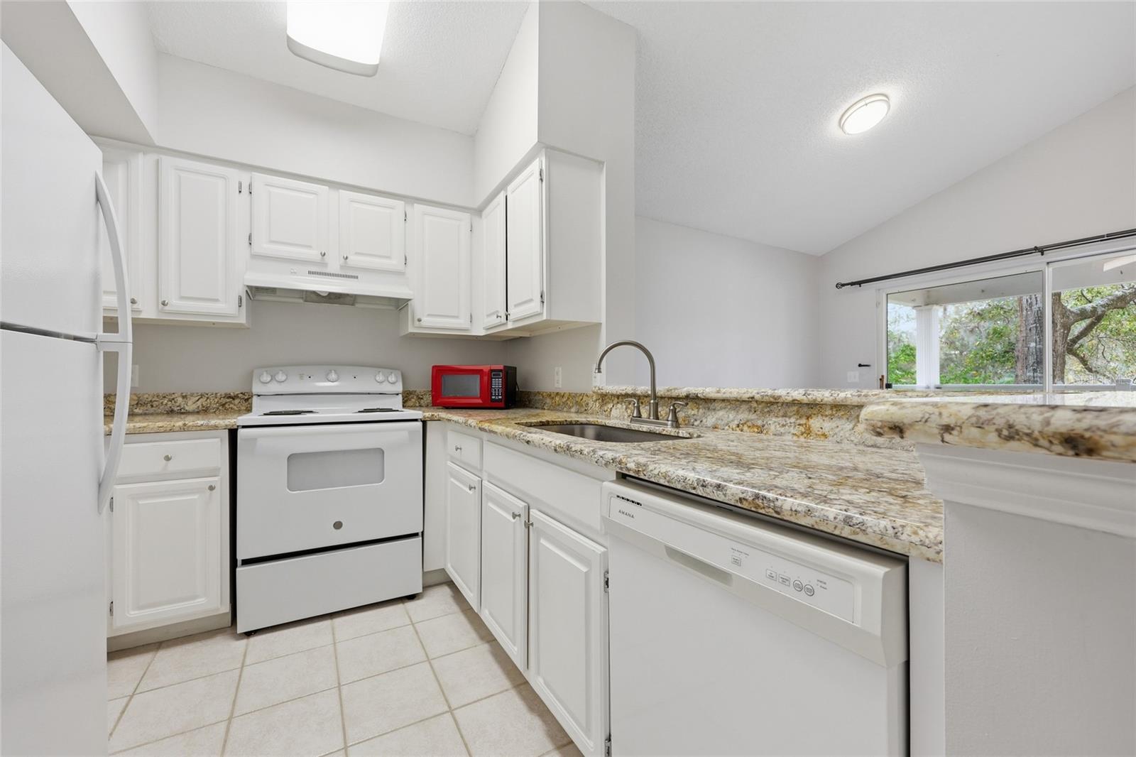 THE LINKS - Residential