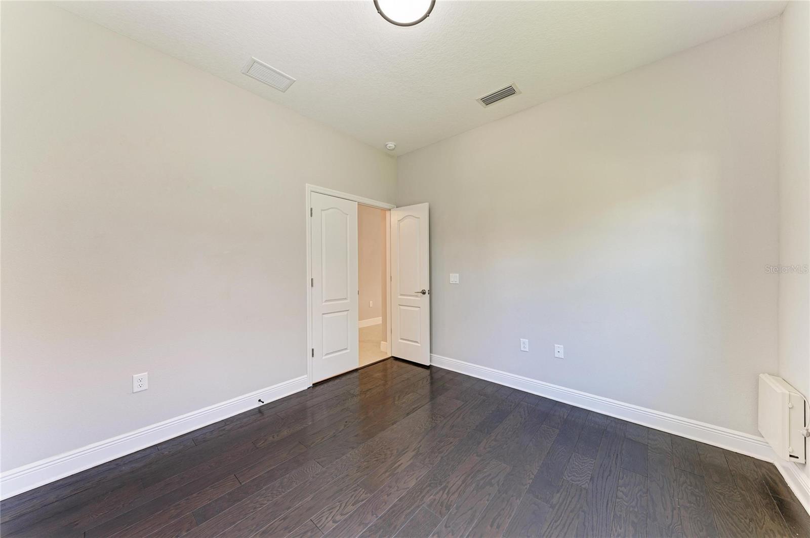 MILANO-PH 2-REPLAT - Residential