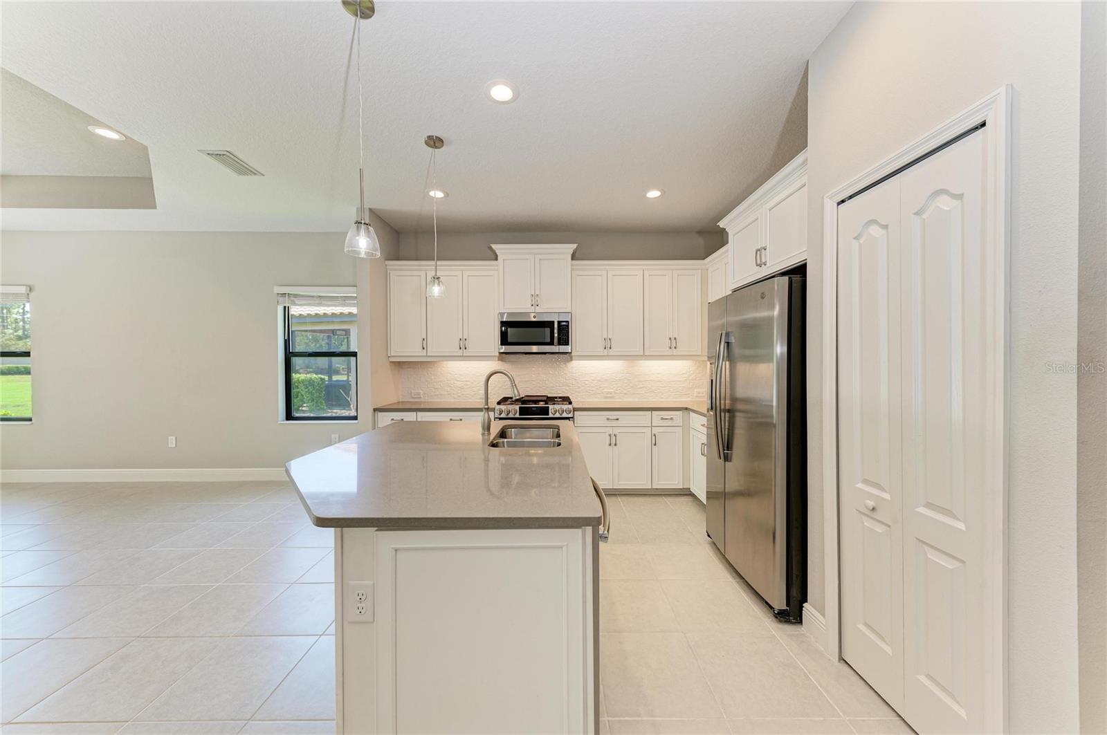 MILANO-PH 2-REPLAT - Residential